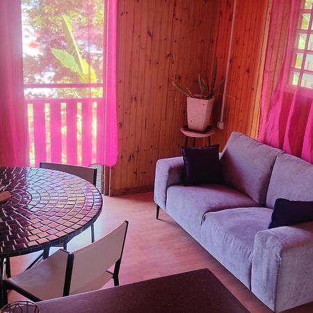 Appartement Idealement Situe Saint-Denis Bagian luar foto