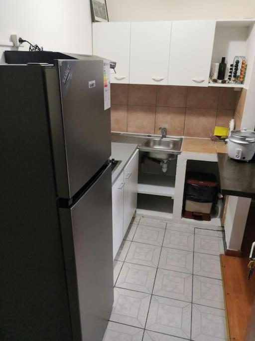 Appartement Idealement Situe Saint-Denis Bagian luar foto
